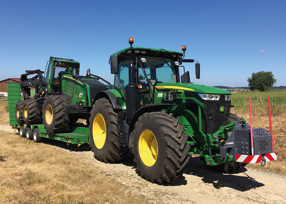 Montage d'un RALENTISSEUR ELECTRIQUE TELMA AGRICOLE SUR TRACTEUR JOHN DEER chez CORNUT