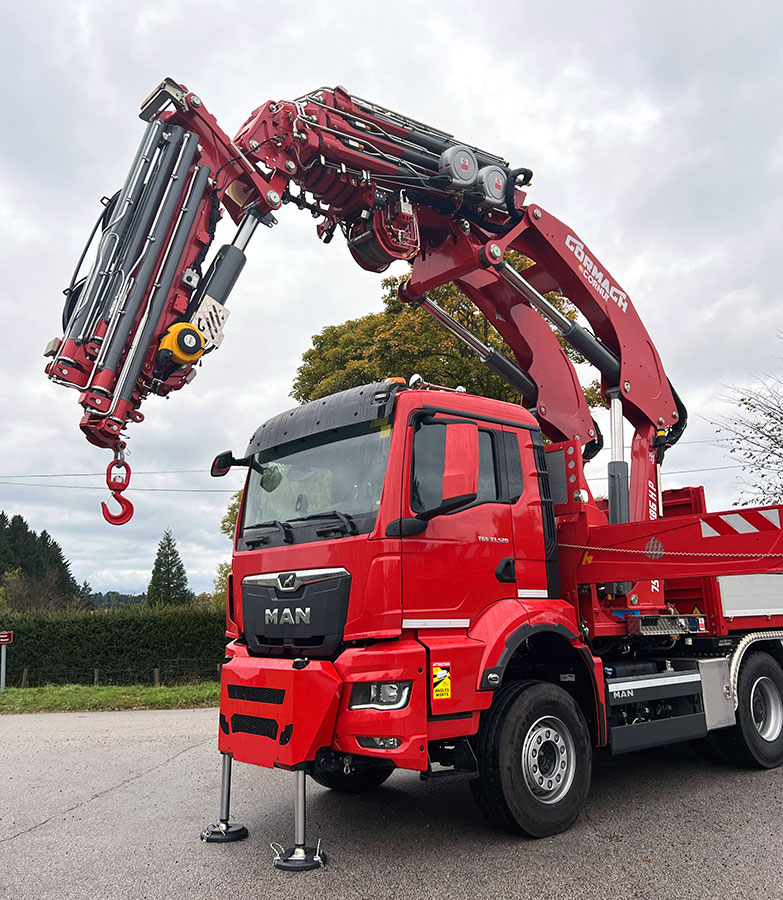 CHEZ-CORNUT-CARROSSERIE-INDUSTRIELLE-GRUE-MANUTENTION-CORMACH-75000E7F186-MAN