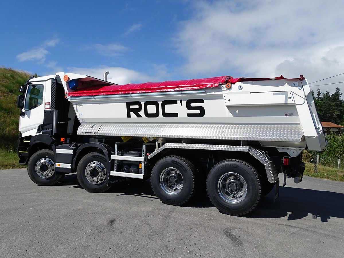 CHEZ-CORNUT-CARROSSERIE-INDUSTRIELLE-benne-ronde-BACHAGE-RENAULT-TRUCKS