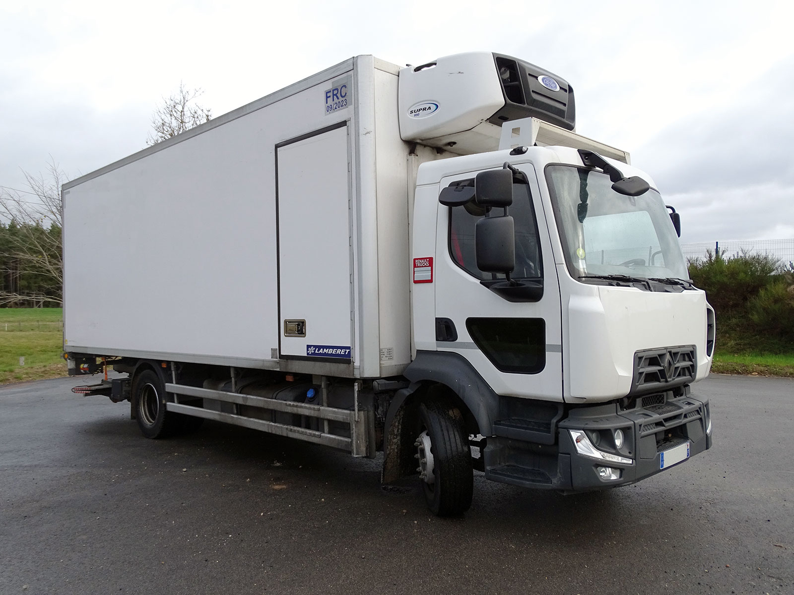 CHEZ-CORNUT-CARROSSERIE-INDUSTRIELLE-travaux-adaptation-equipement-technique-ralentisseur-telma-acamion-frigorifique