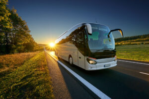 CHEZ-CORNUT-CARROSSERIE-INDUSTRIELLE-travaux-adaptation-equipement-technique-ralentisseur-telma-car-bus-autocar