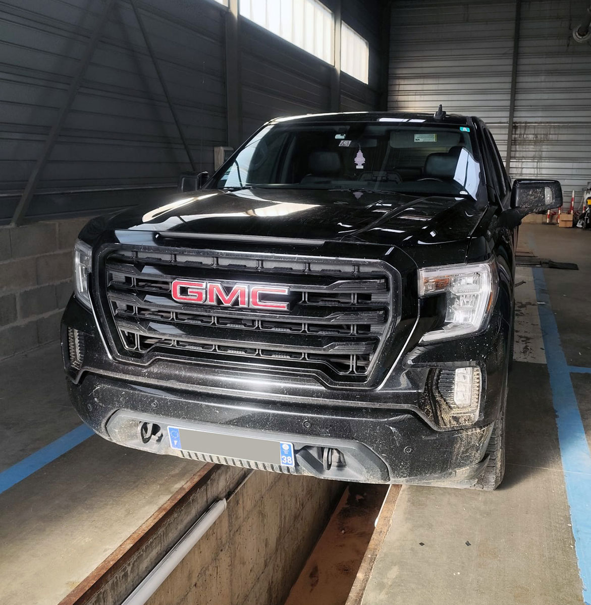 CHEZ-CORNUT-SERVICE-ENTRETIEN-REPARATION-SAV-INSTALLATION-TACHYGRAPHE-vehicules-4x4-de-categorie-M1